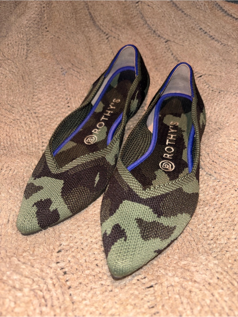 Rothy’s The Point Camo Camouflage Knit Flats Women’s Size 7.5 US